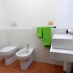 Bio&b Acquaviva Oda ve Kahvaltı 4*