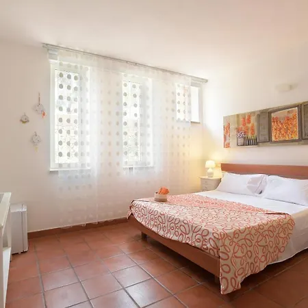 Bed & Breakfast Bio&b Acquaviva 4*