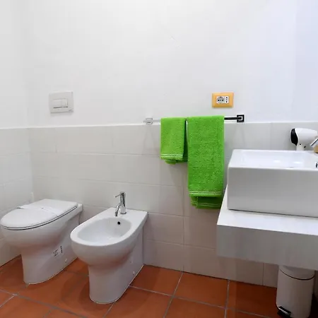 Bio&b Acquaviva Bed and Breakfast 4*