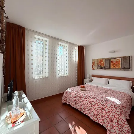 Bio&b Acquaviva 4*
